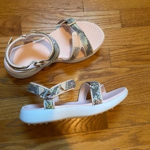 Sketchers | Golf sandals, pink and snake print, Sz 9.5